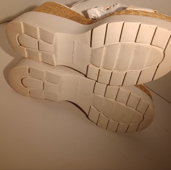 Michael Kors Sandal's - Picture 9 of 10